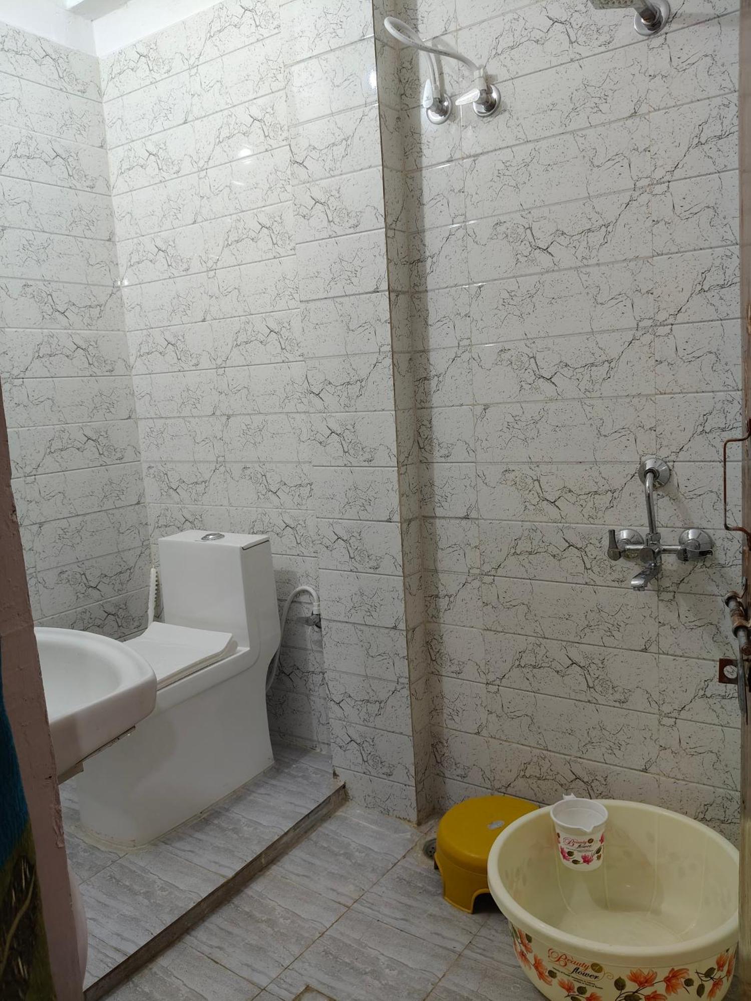 Sharda Homestay Ayodhya Екстер'єр фото